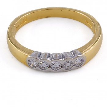 18ct gold Diamond 5 stone Ring size L½