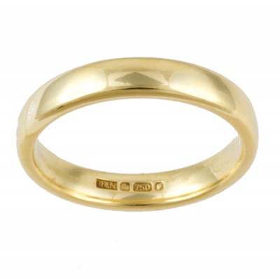 18ct gold Wedding Ring size M½