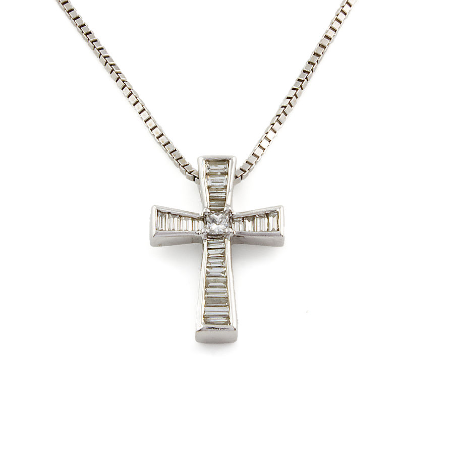 Second Hand 18ct White Gold Diamond Cross Pendant with Chain