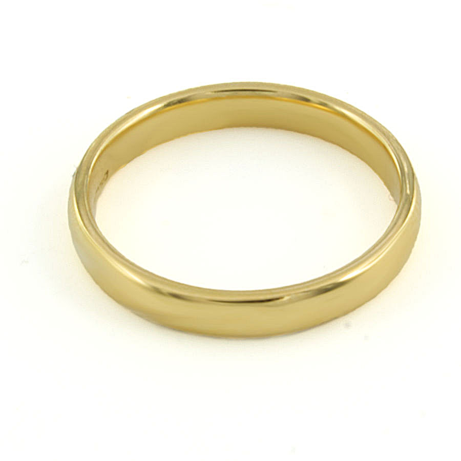 18ct gold 3.4g Wedding Ring size M