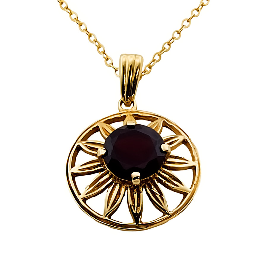 Second Hand 9ct Gold Garnet Pendant with Chain