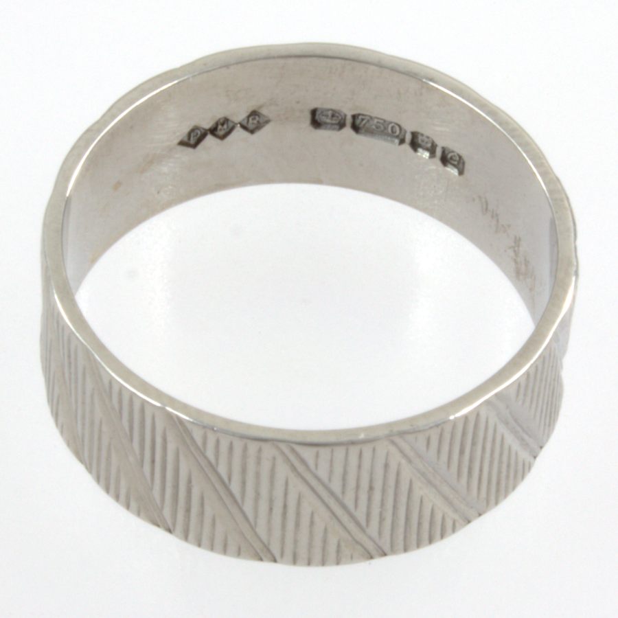 9ct White Gold Wedding Ring Size R